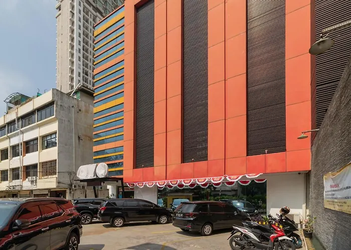 RedDoorz at Jalan Gunung Sahari Hotel Jakarta