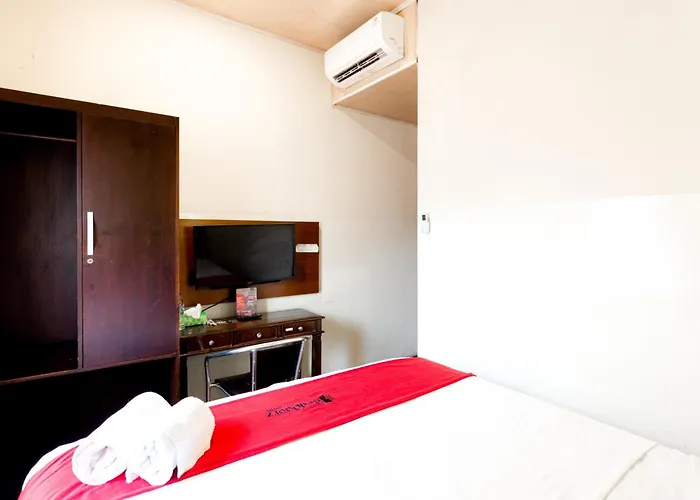 RedDoorz near Halim Perdanakusuma 3 Hotel Jakarta